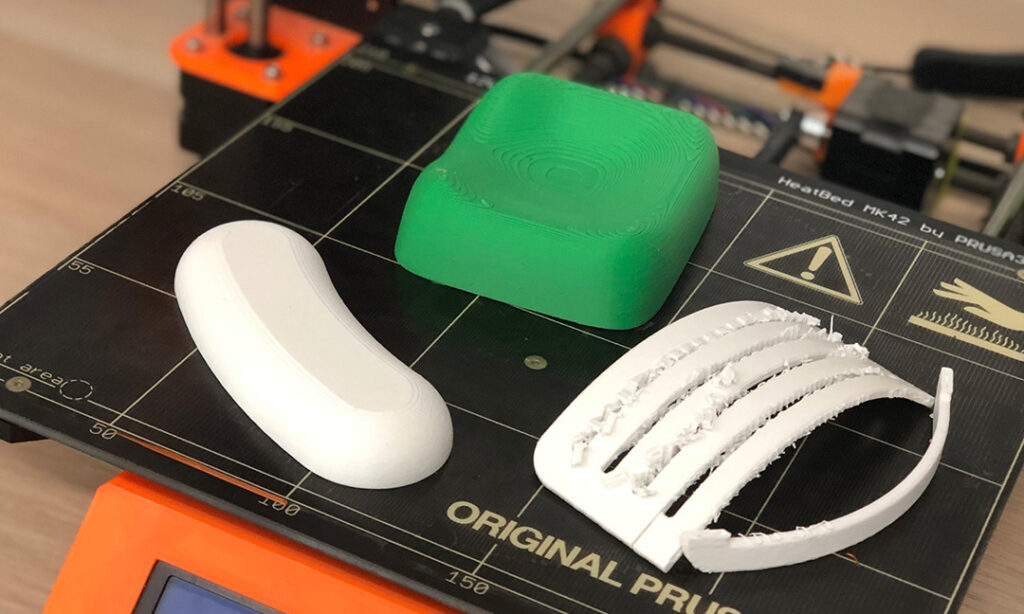 Wrist supports on 3D Printer Bed